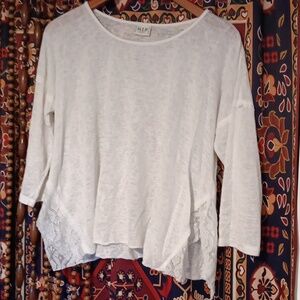 HIP BOHO SWEATER W/ LACE SIDES SIZE L